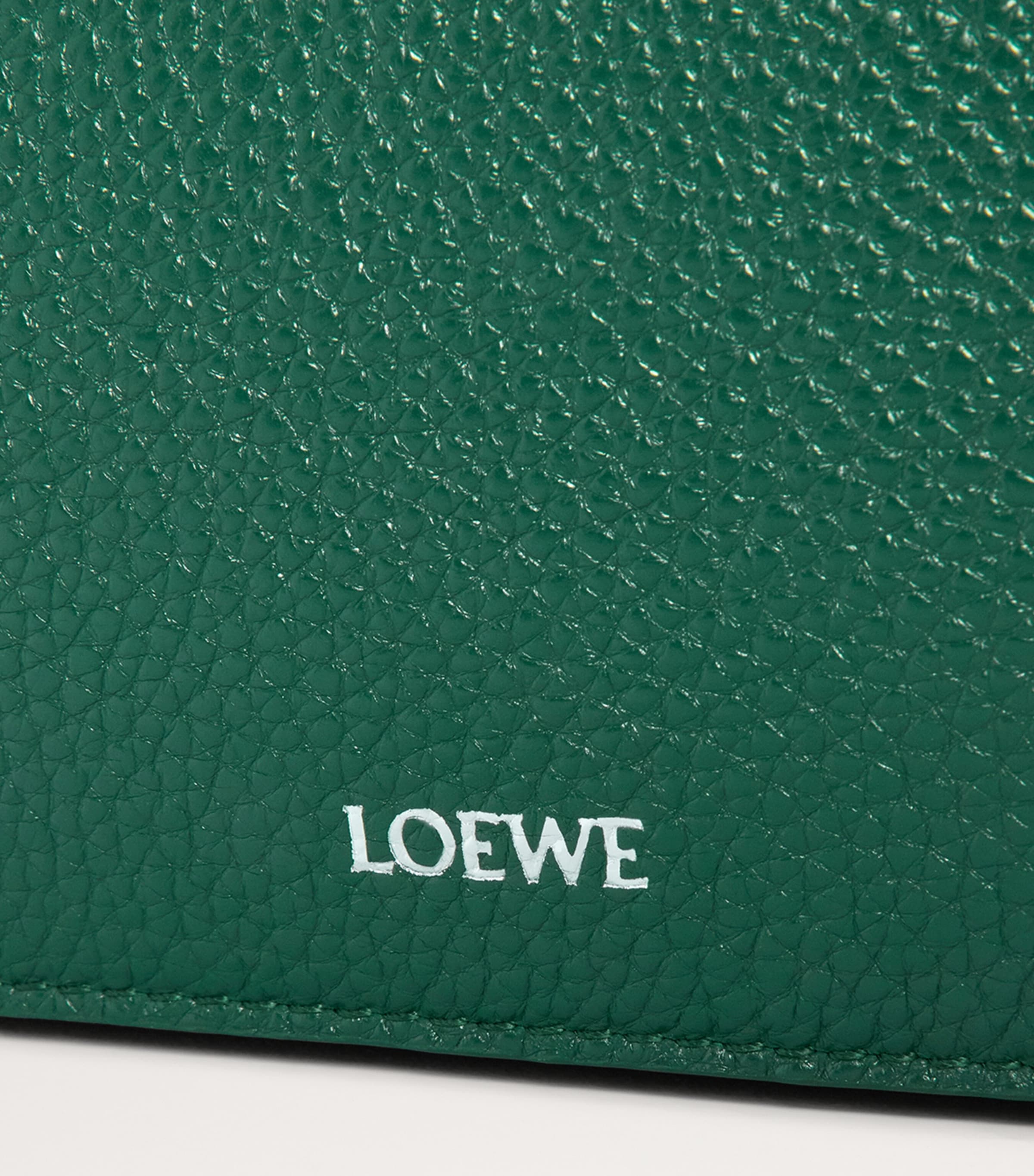 XS Leather Pebble Messenger Bag EVERGREEN Image 4