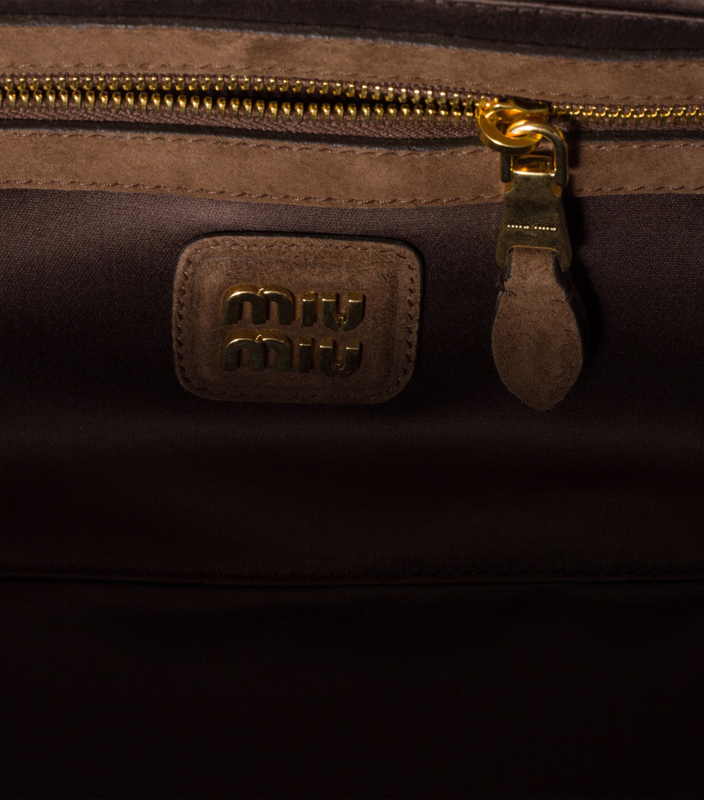 Matelassé Suede Arcadie Top-Handle Bag F0324 Image 4