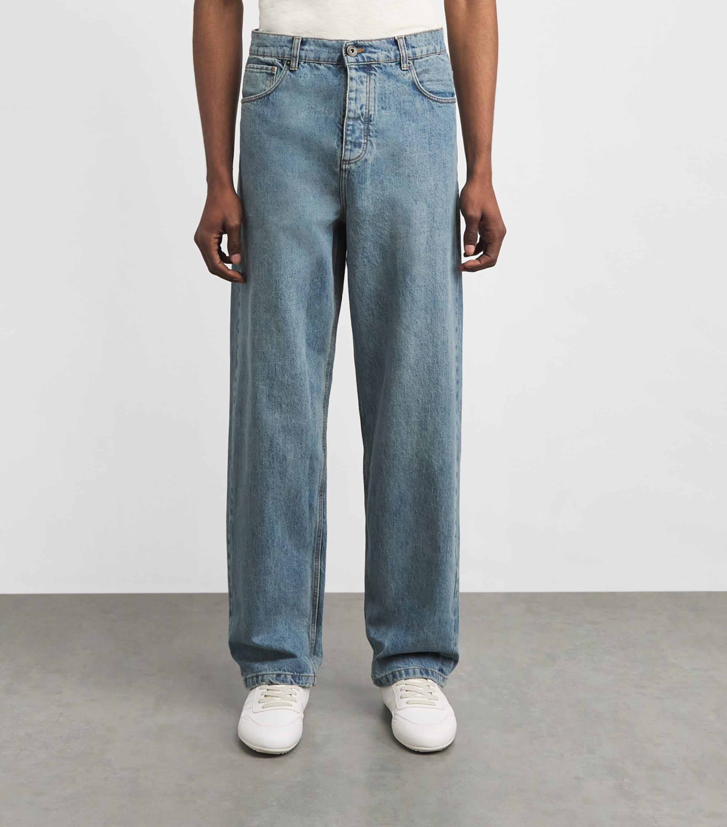 Wax London Mens Straight Felix Jeans Blue Wash Image 4