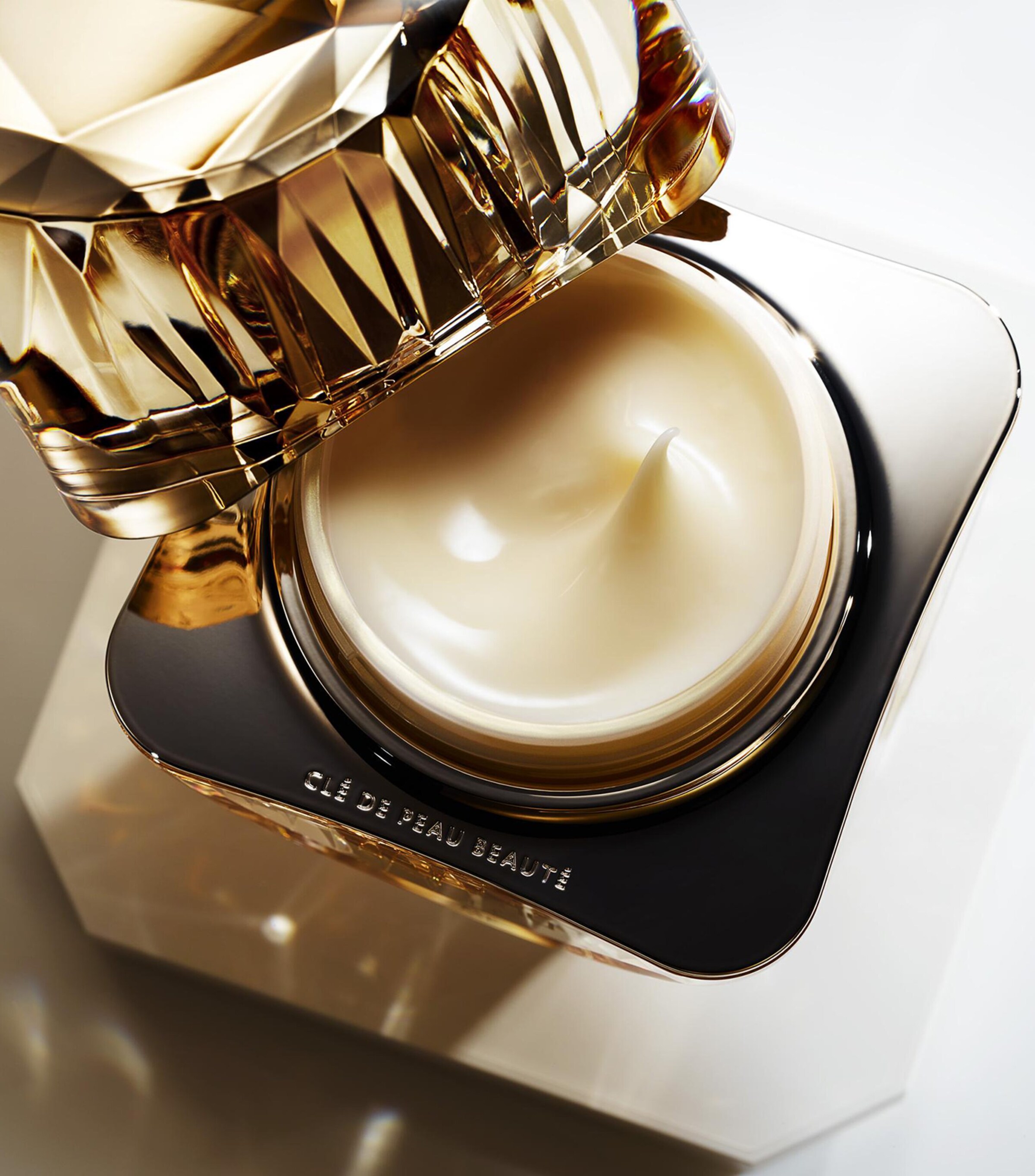 Clé de Peau Beauté La Crème (30ml) | Harrods UK