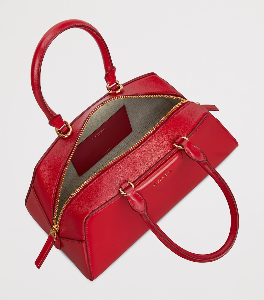 Small Leather Antigona Cube East-West Top-Handle Bag VERMILLON Image 5