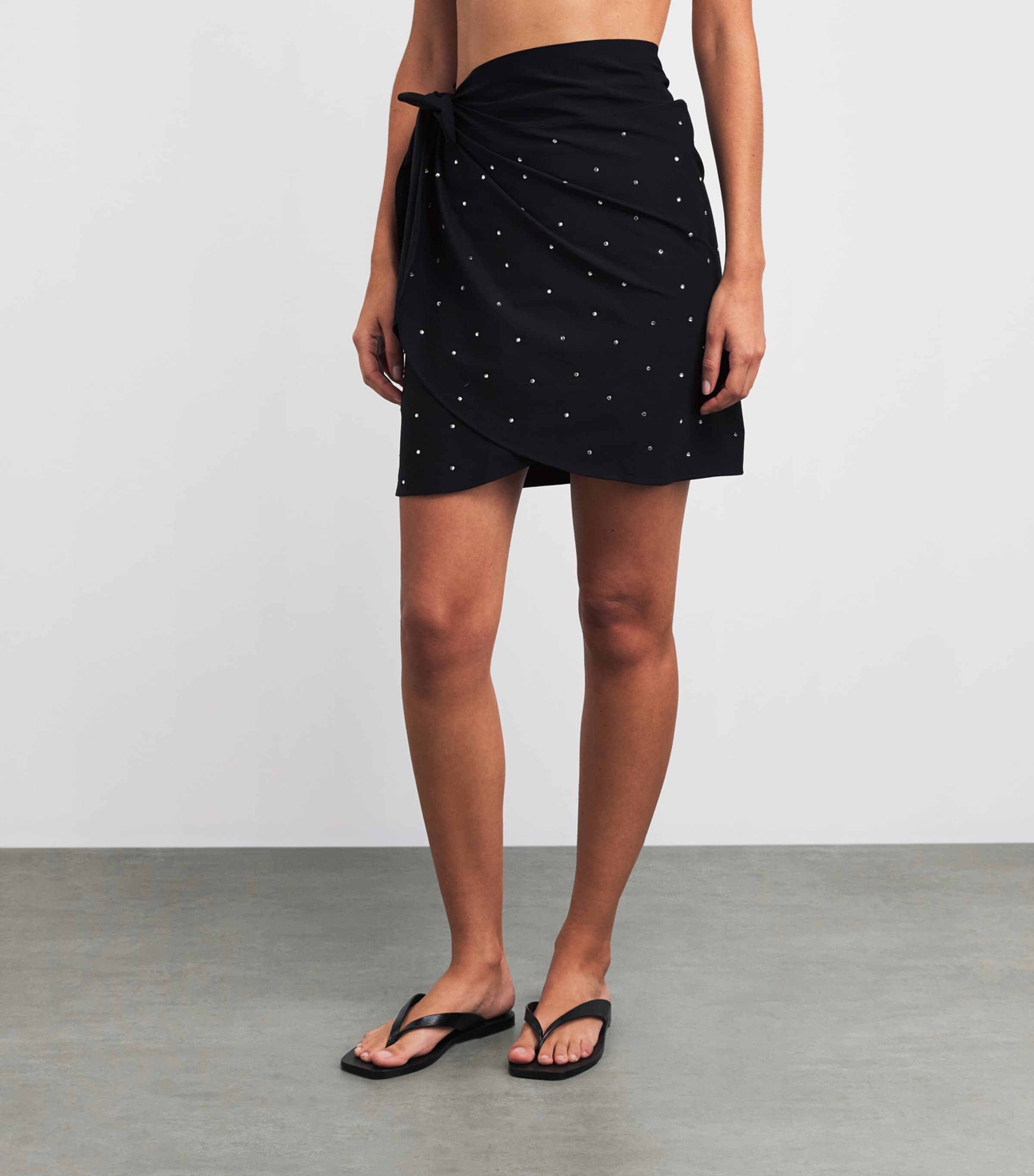 Hunza G Womens Short Swarovski UPF50+ Sarong Black Image 3