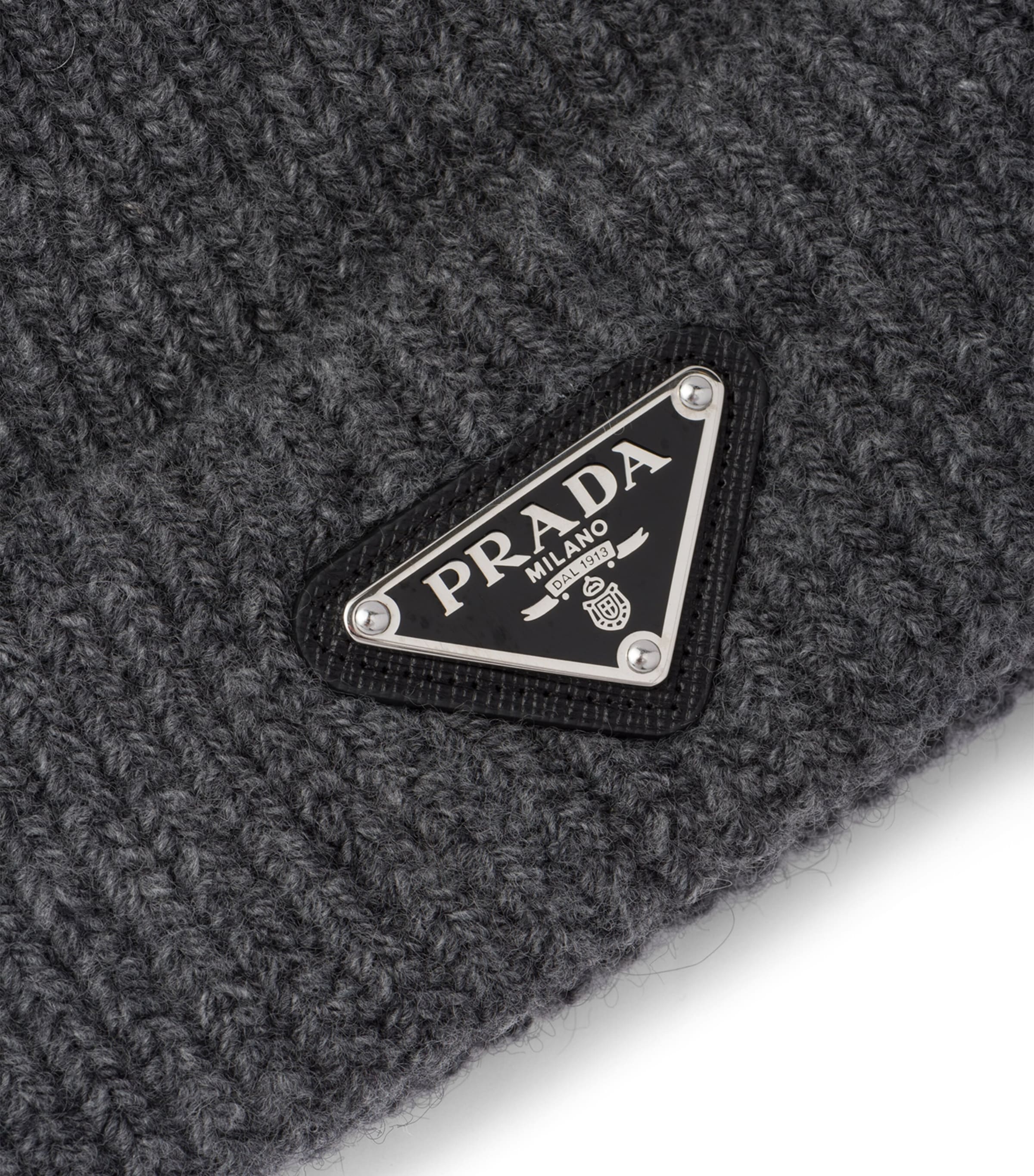 Wool-Cashmere Triangle Beanie F0480 Image 3