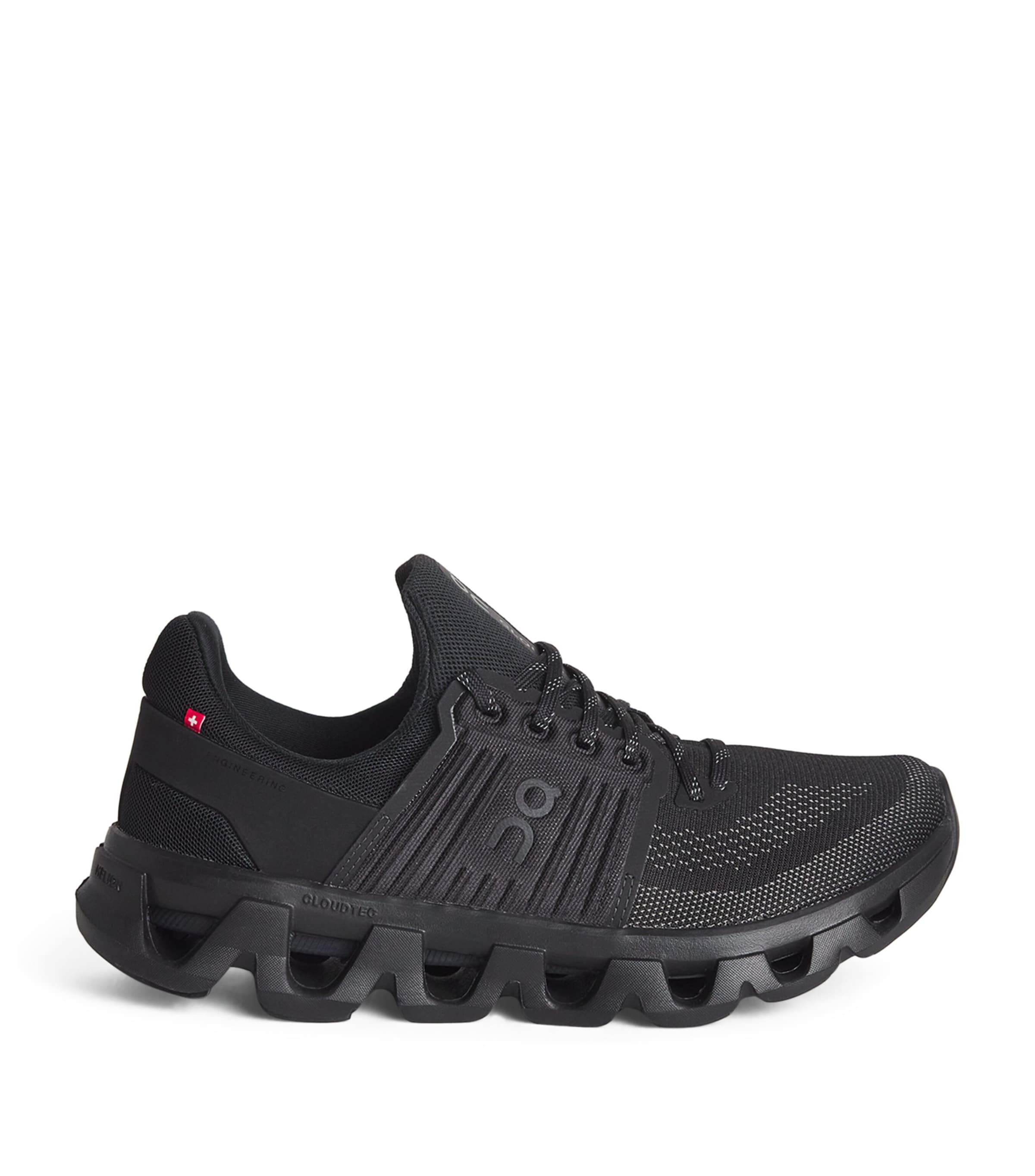 On Cloudswift 4 Ad Trainers In Black