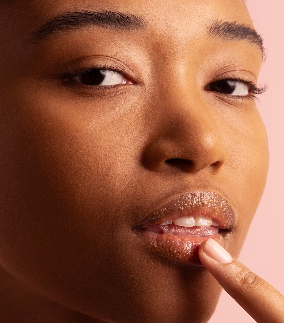 The Kissu Lip Scrub (12g) NO COLOUR Image 5