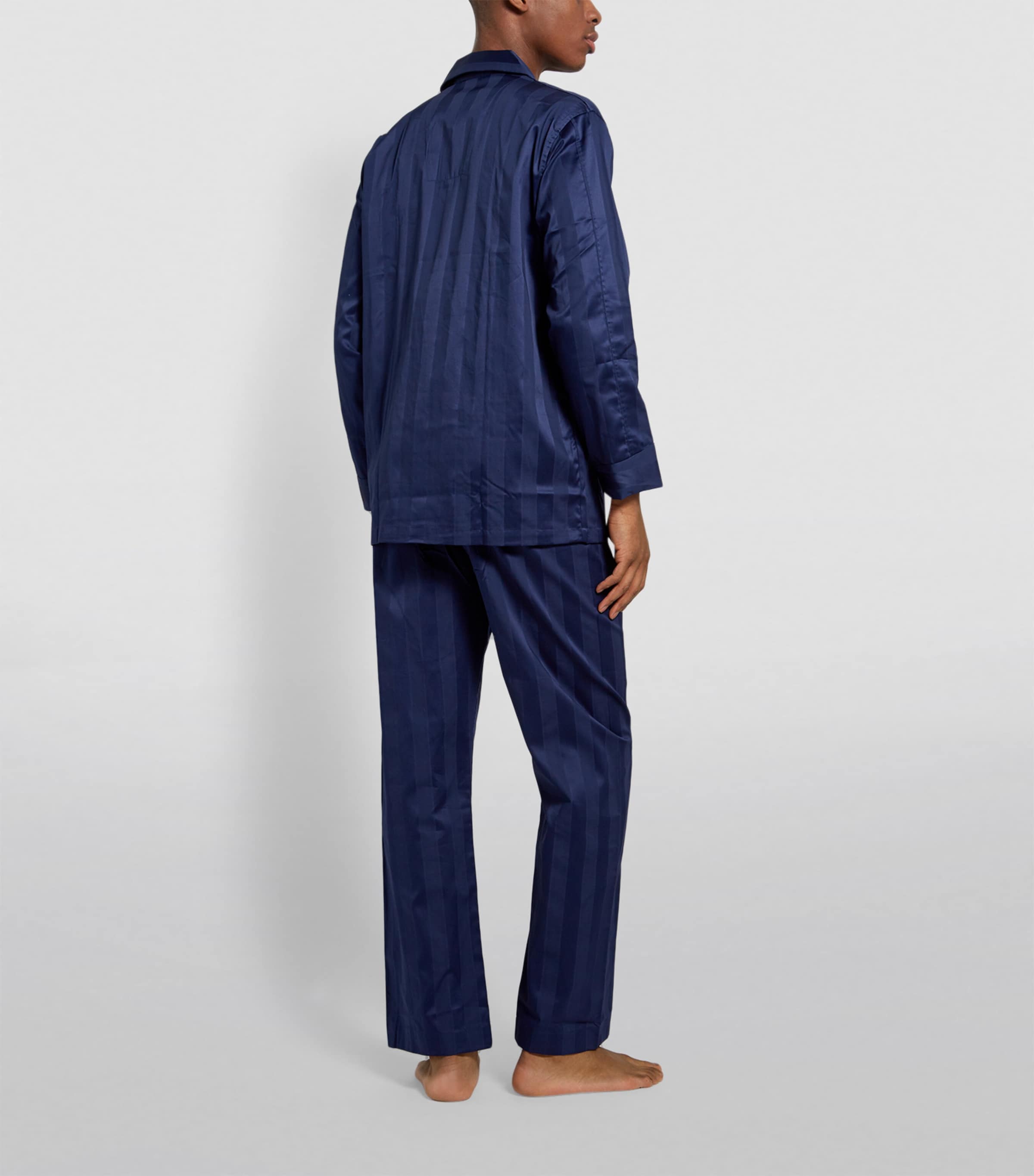 Lingfield Stripe Pyjama Set NAVY Image 3