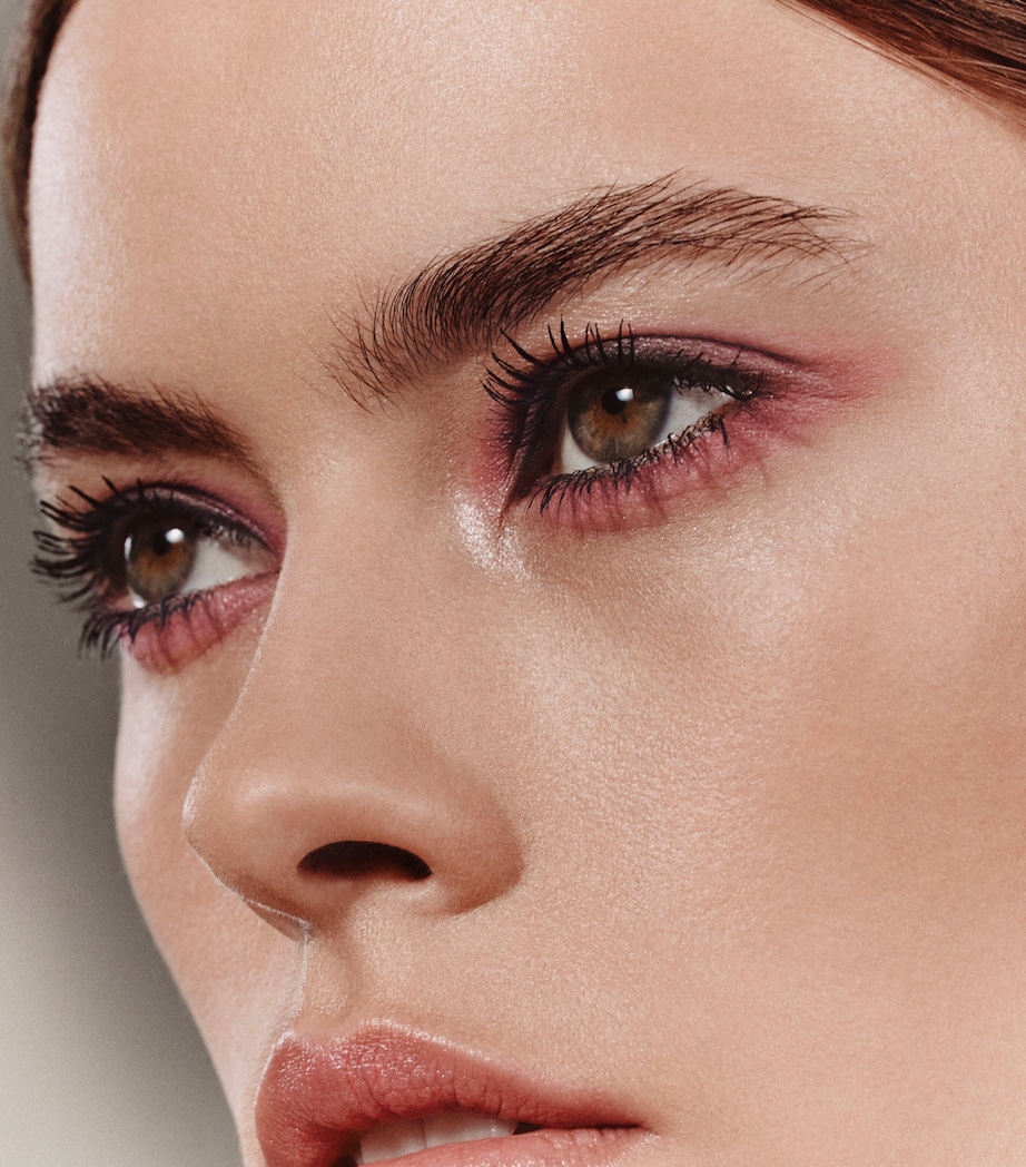 Ombres d'Hermès Eyeshadow Quartet 01 OMBRES PETALES Image 10