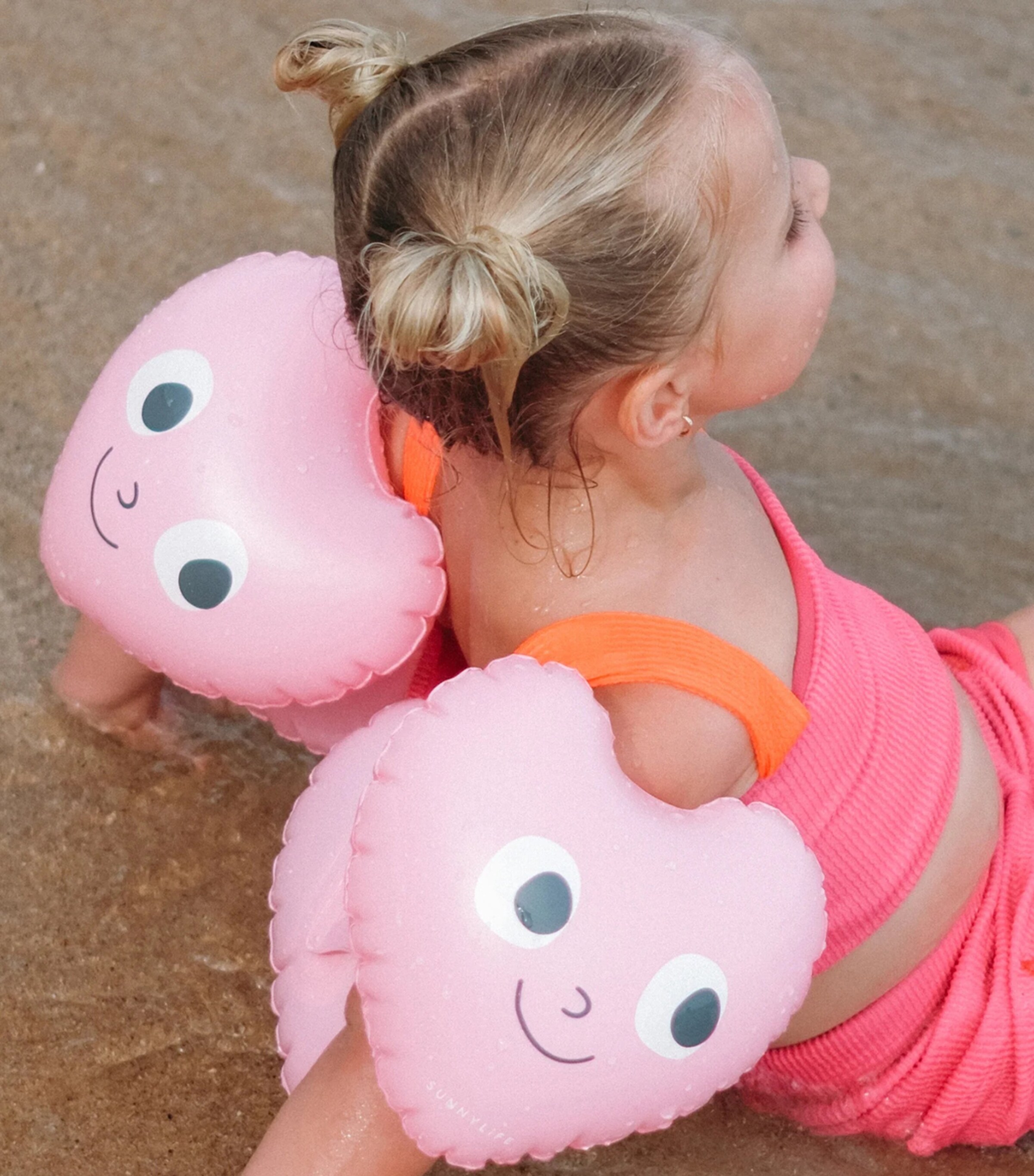 Sunnylife Kids Inflatable Poppy the Peach Armbands Pink Image 4
