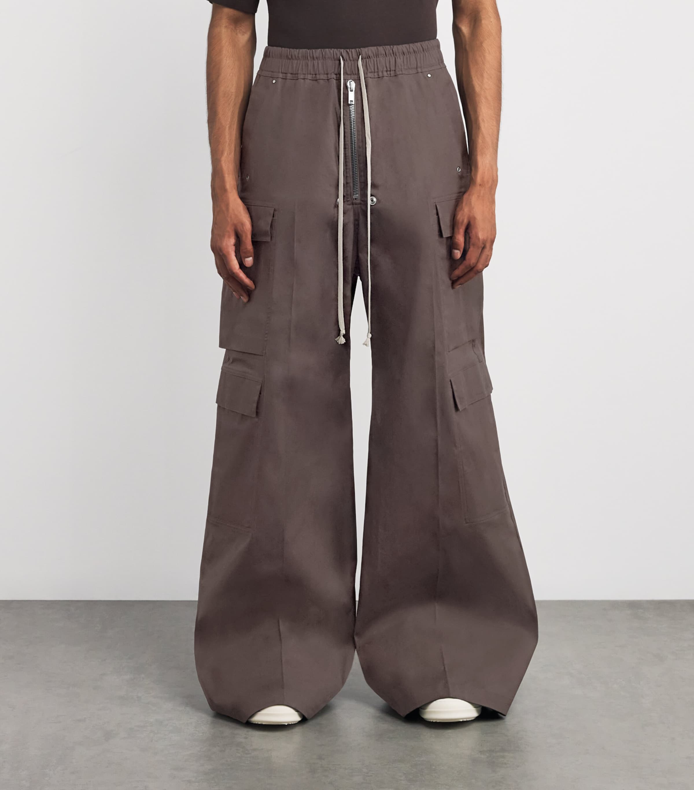Rick Owens Mens Cargobelas Wide-Leg Toursers Darkdust Image 3