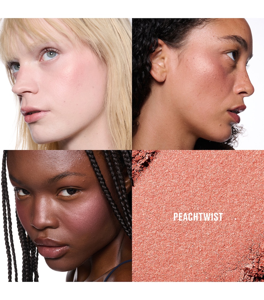 MAC Skinfinish Colourstruck Blush Peachtwist Image 3