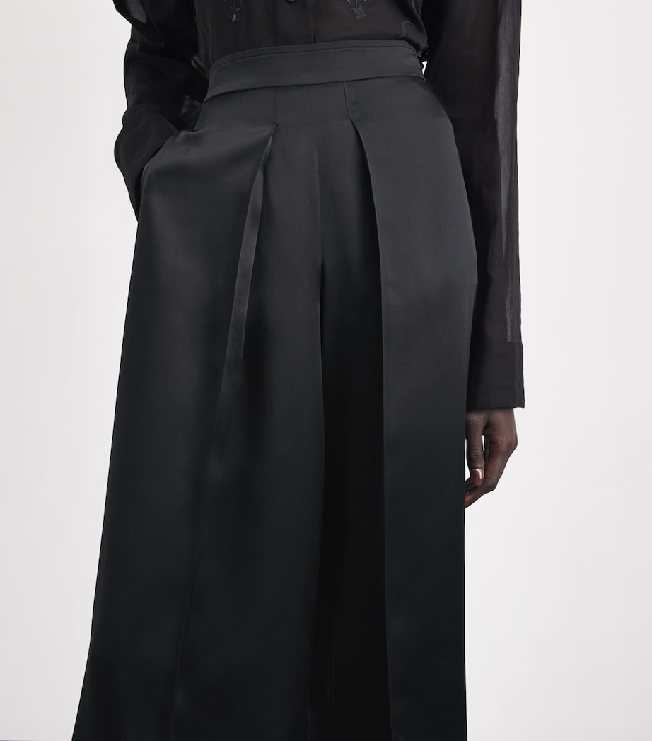 Eleventy Womens Silk Pleated Cropped Trousers Nero Image 3