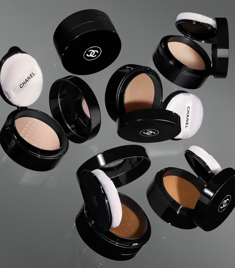 POUDRE UNIVERSELLE LIBRE Natural Finish Loose Powder Compact 152 INTENSE DEEP Image 3