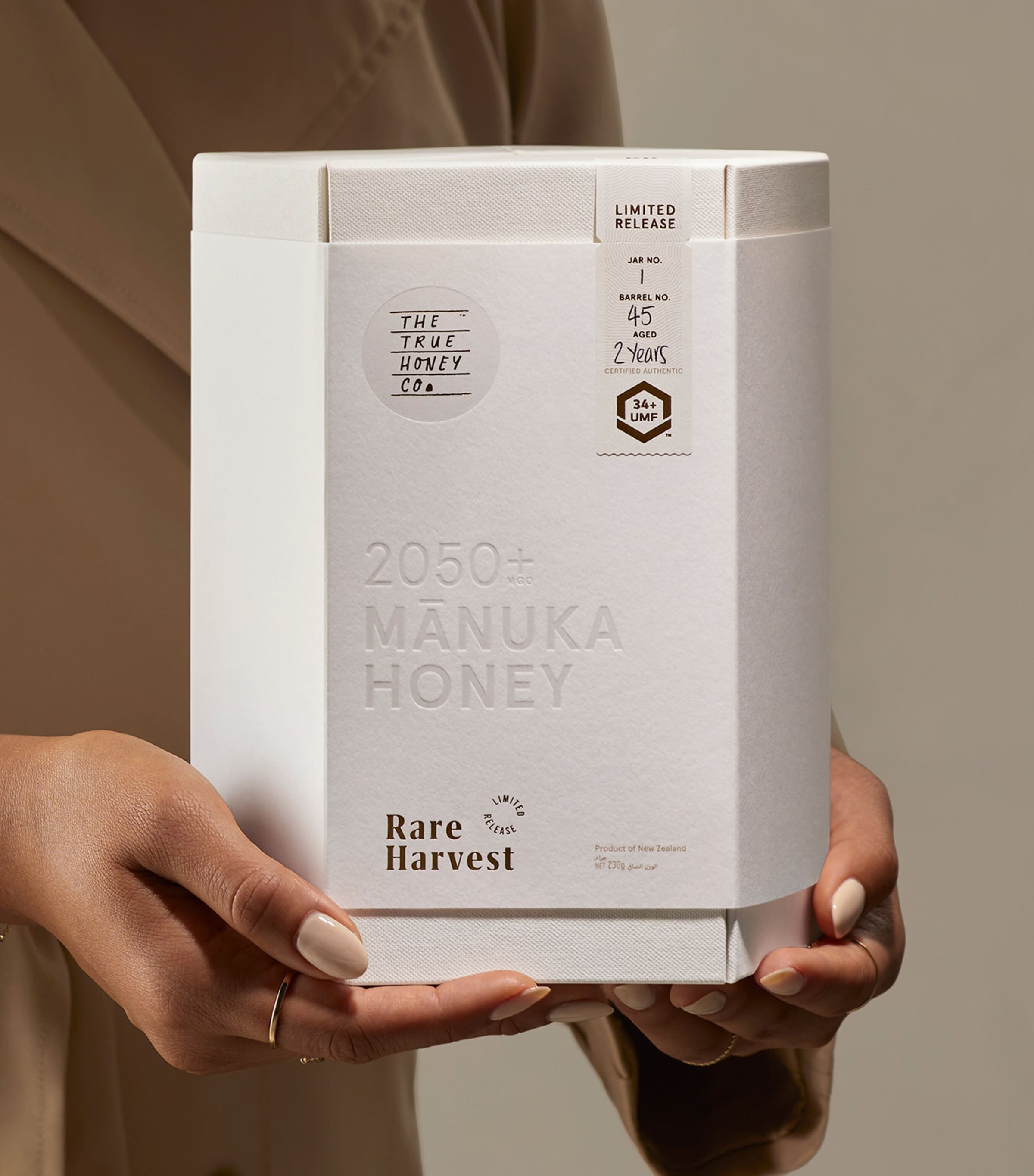 Rare Harvest 2050+ MGO Manuka Honey Gift Box (230g) NO COLOUR Image 3