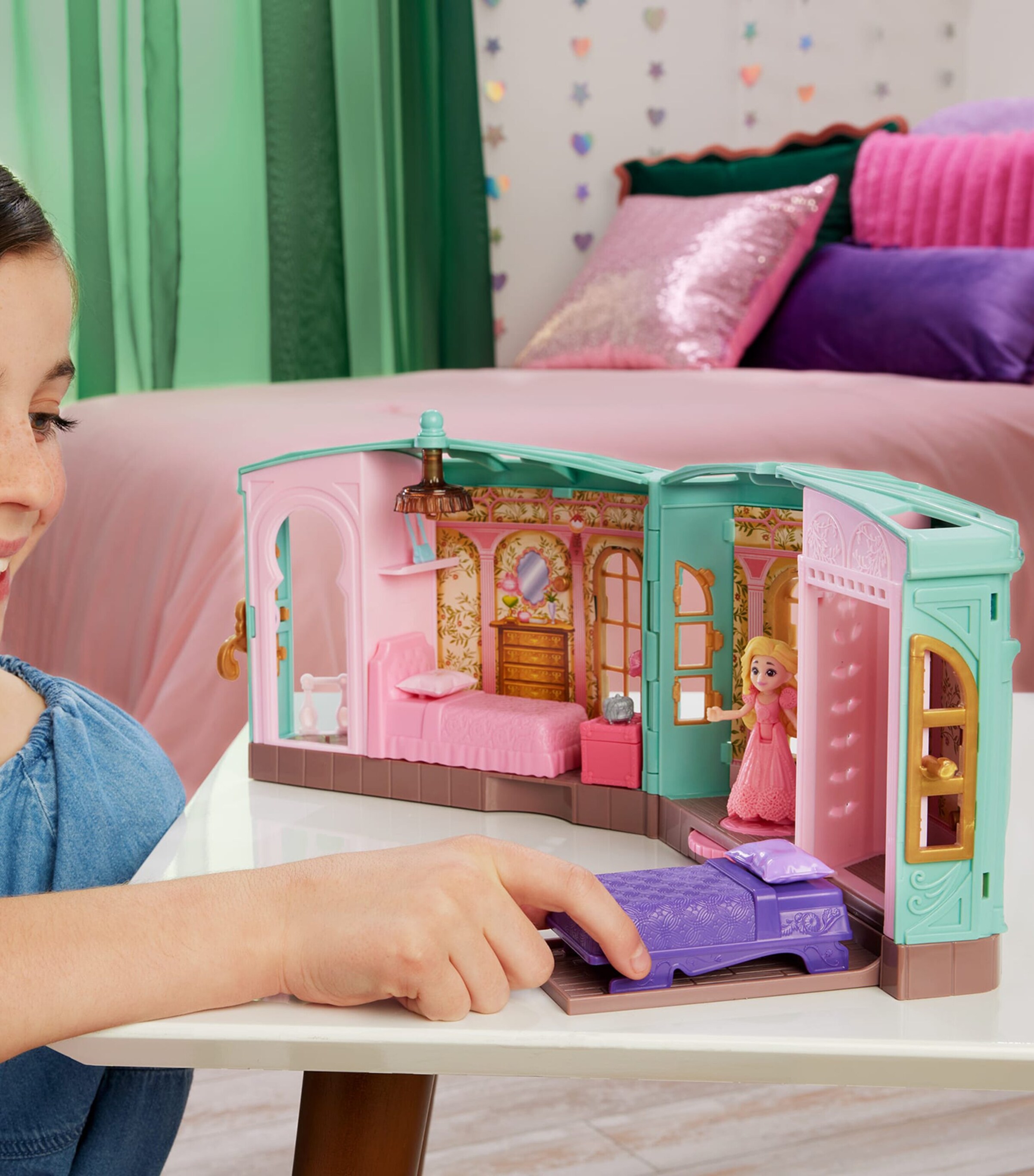 WICKED Wicked So Popular Dorm Small Doll Playset Image 3