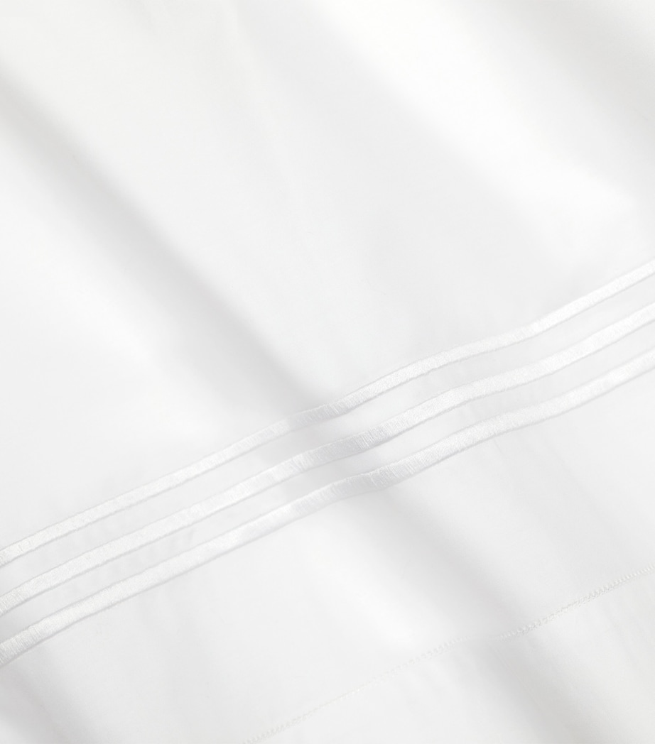 Pratesi Tre Righe Super King Flat Sheet (300cm x 170cm) White/white Image 2