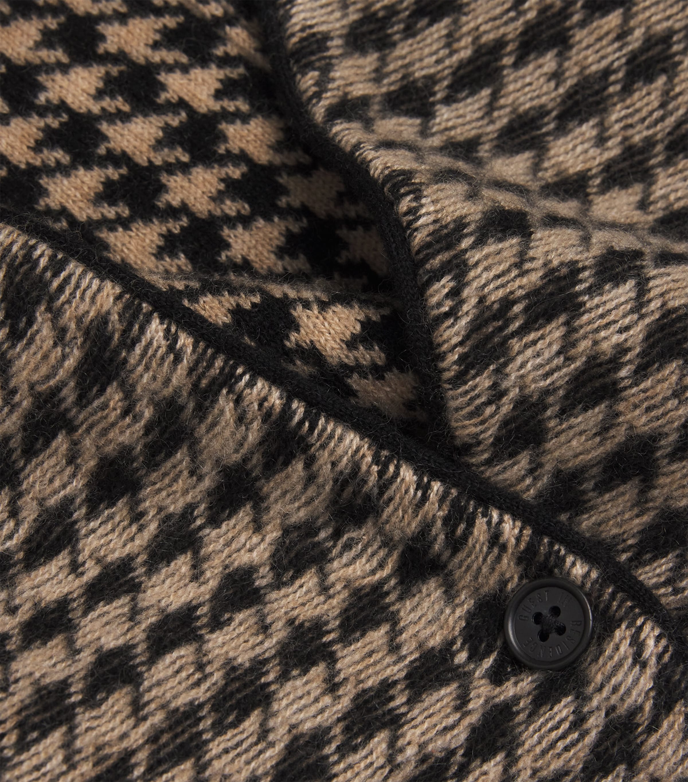 Cashmere Houndstooth Waistcoat BLACK/DUNE Image 5