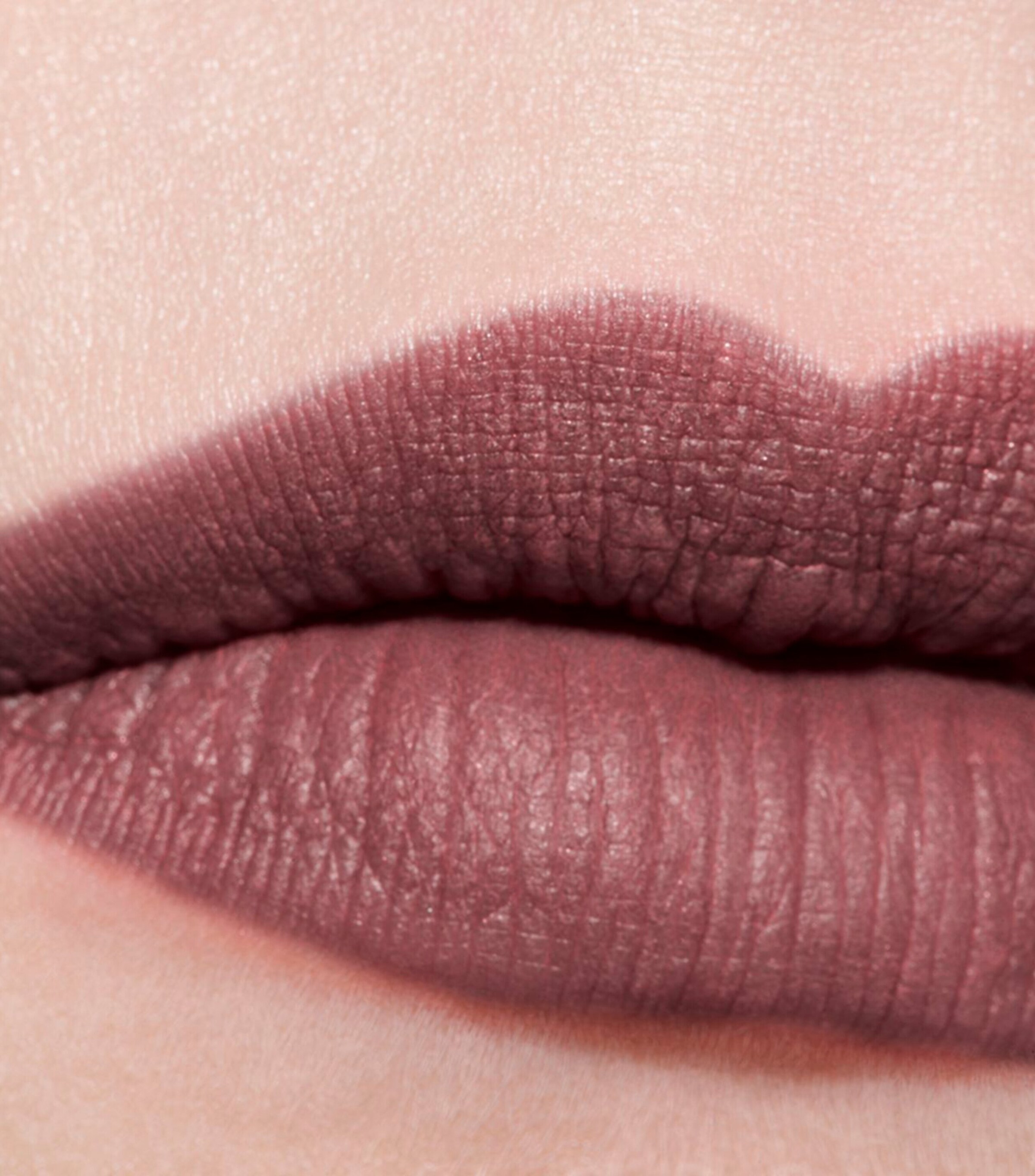 CHANEL ROUGE ALLURE VELVET LES PERLES Luminous Matte Lip Colour Lumineuse Image 5