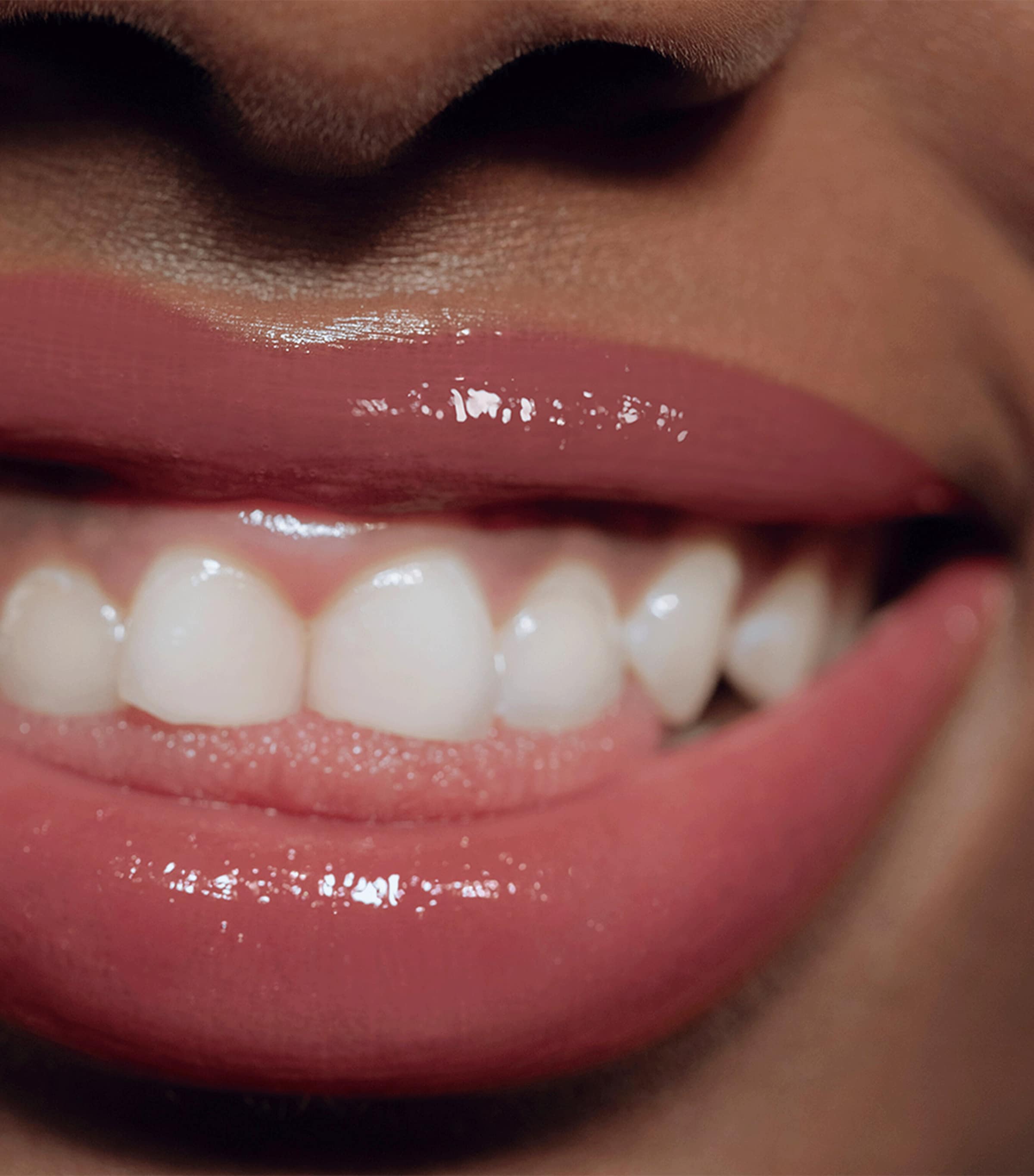 Posh Lip Gloss FIZZ Image 3