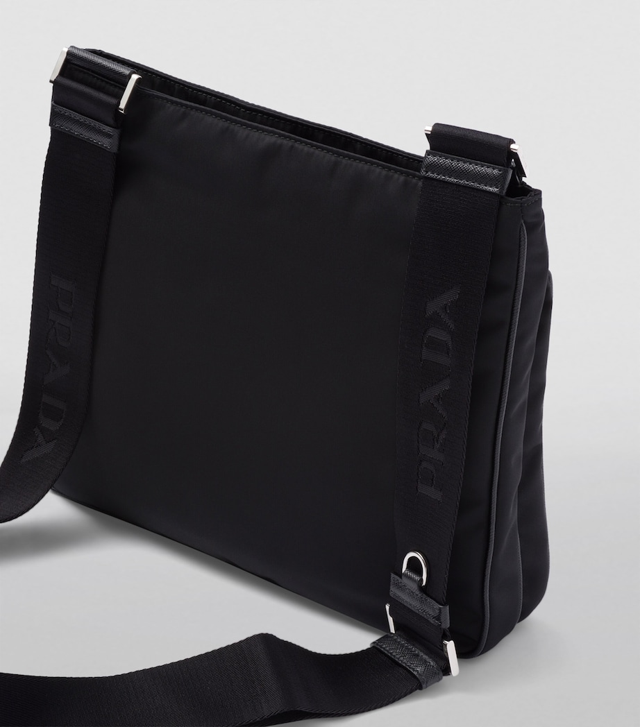 Re-Nylon Shoulder Bag F0002 Image 4