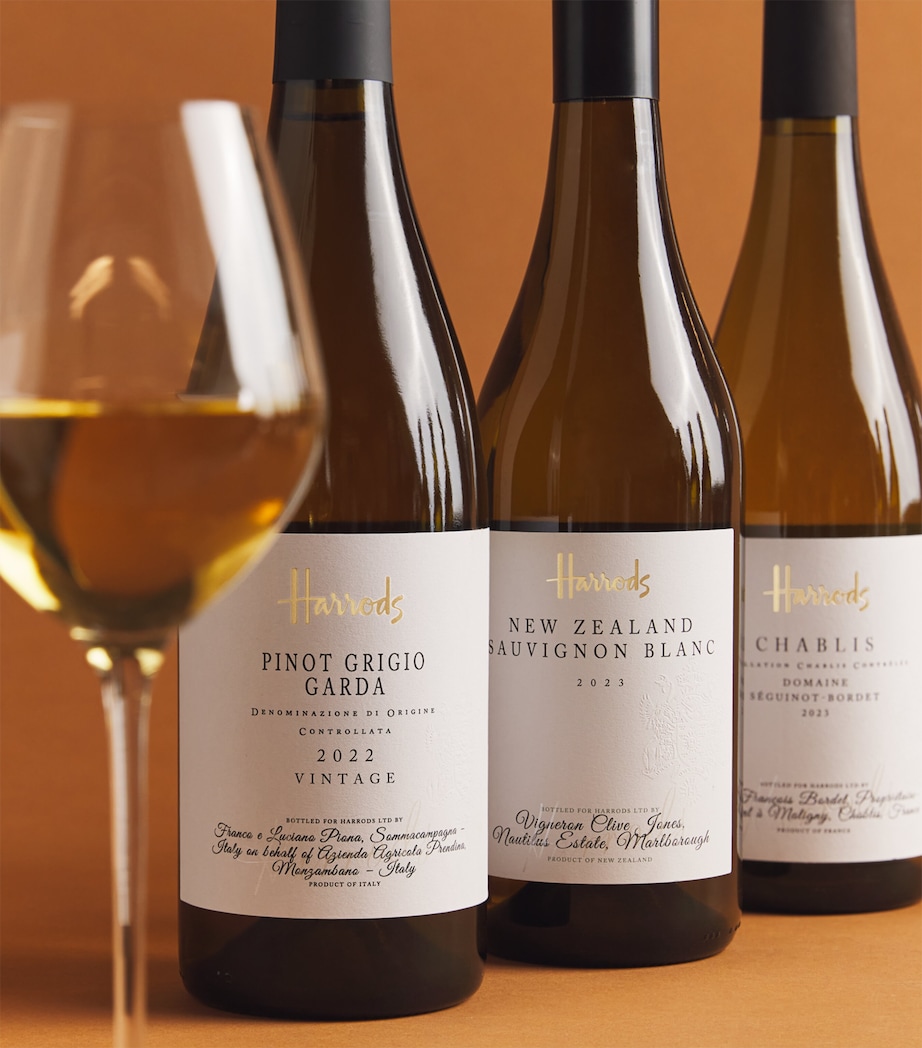 White Wine Selection Gift Box (6 Bottles) NO COLOUR Image 3