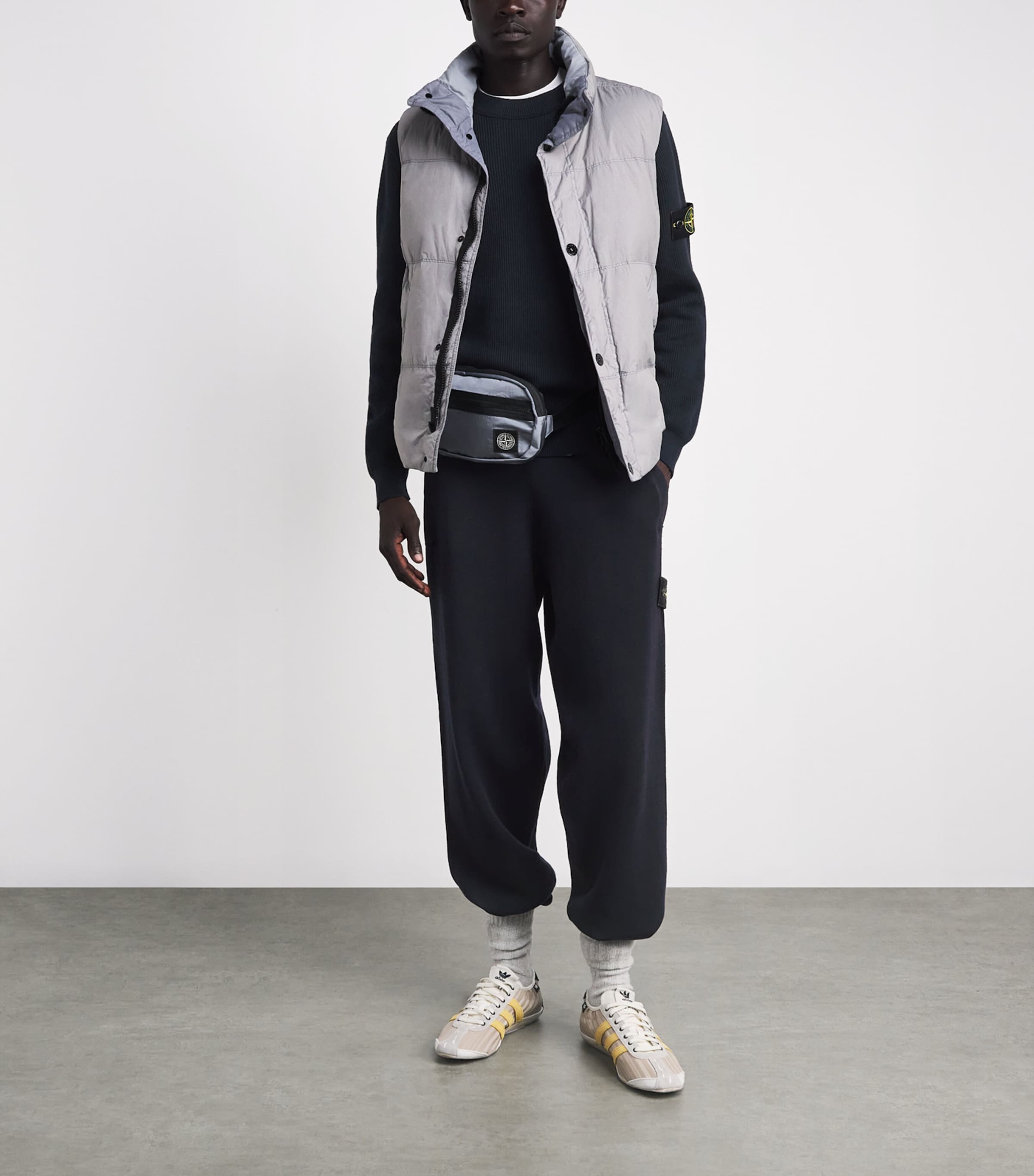 Stone Island Mens Virgin Wool-Blend Compass Sweatpants Image 2