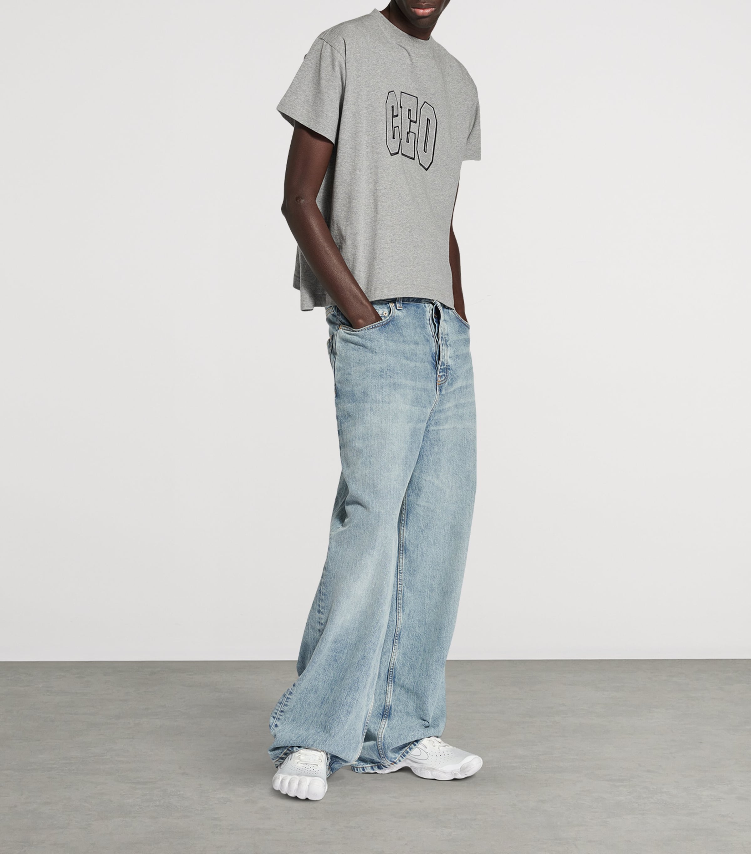 Balenciaga Grey Cotton CEO T-Shirt | Harrods UK Balenciaga Grey Cotton CEO T-Shirt | Harrods UK