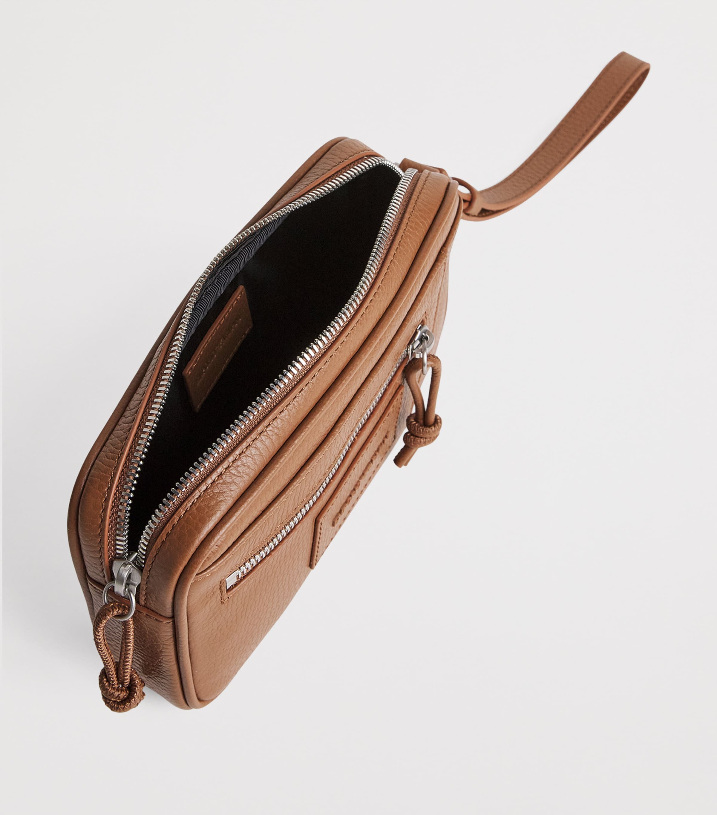 Emporio Armani Leather Eagle Wash Bag Image 2