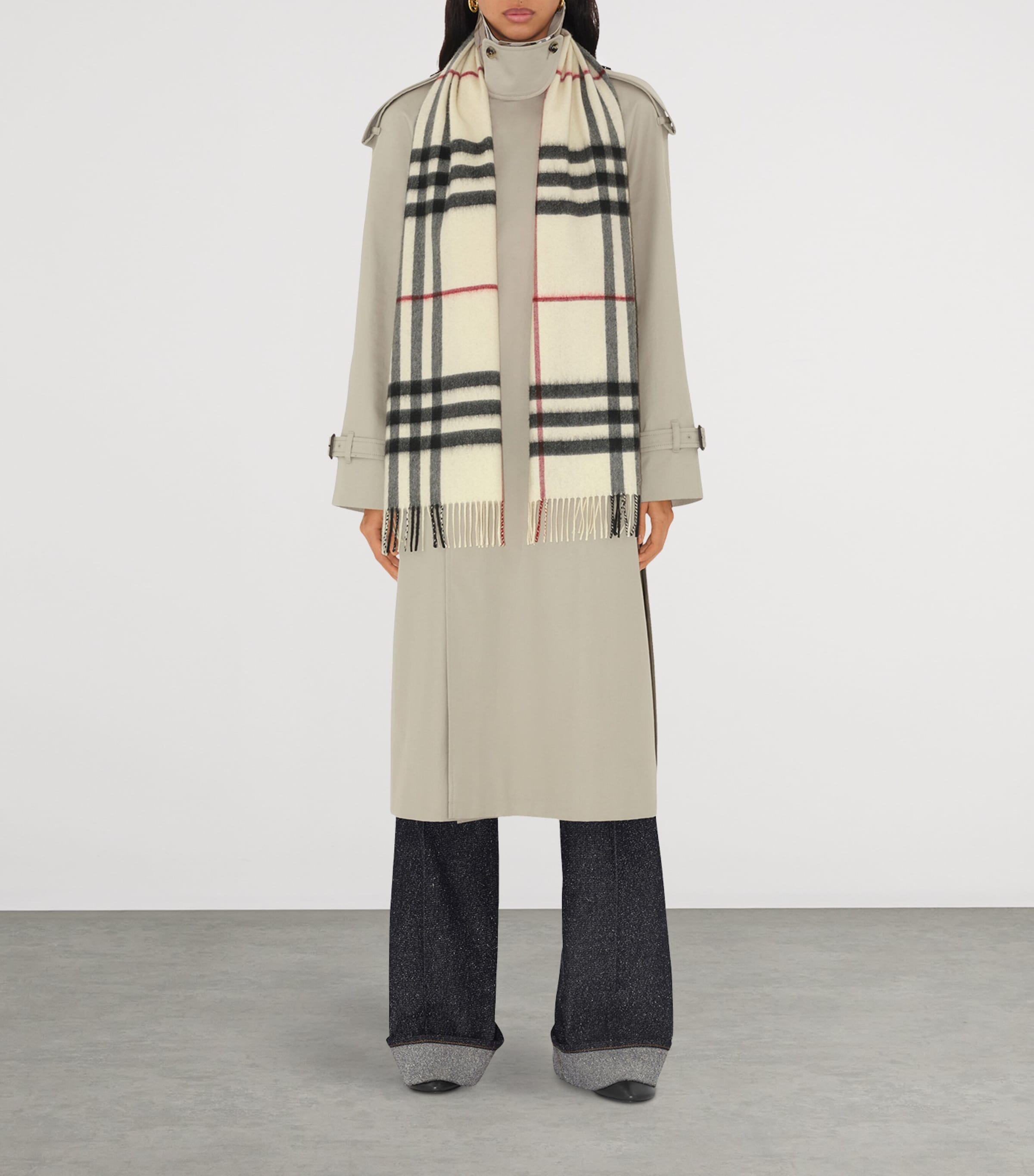 Cashmere Check Scarf STONE Image 3