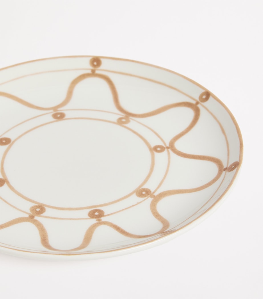 Porcelain Serenity Dessert Plate (21cm) BEIGE ON WHITE Image 4