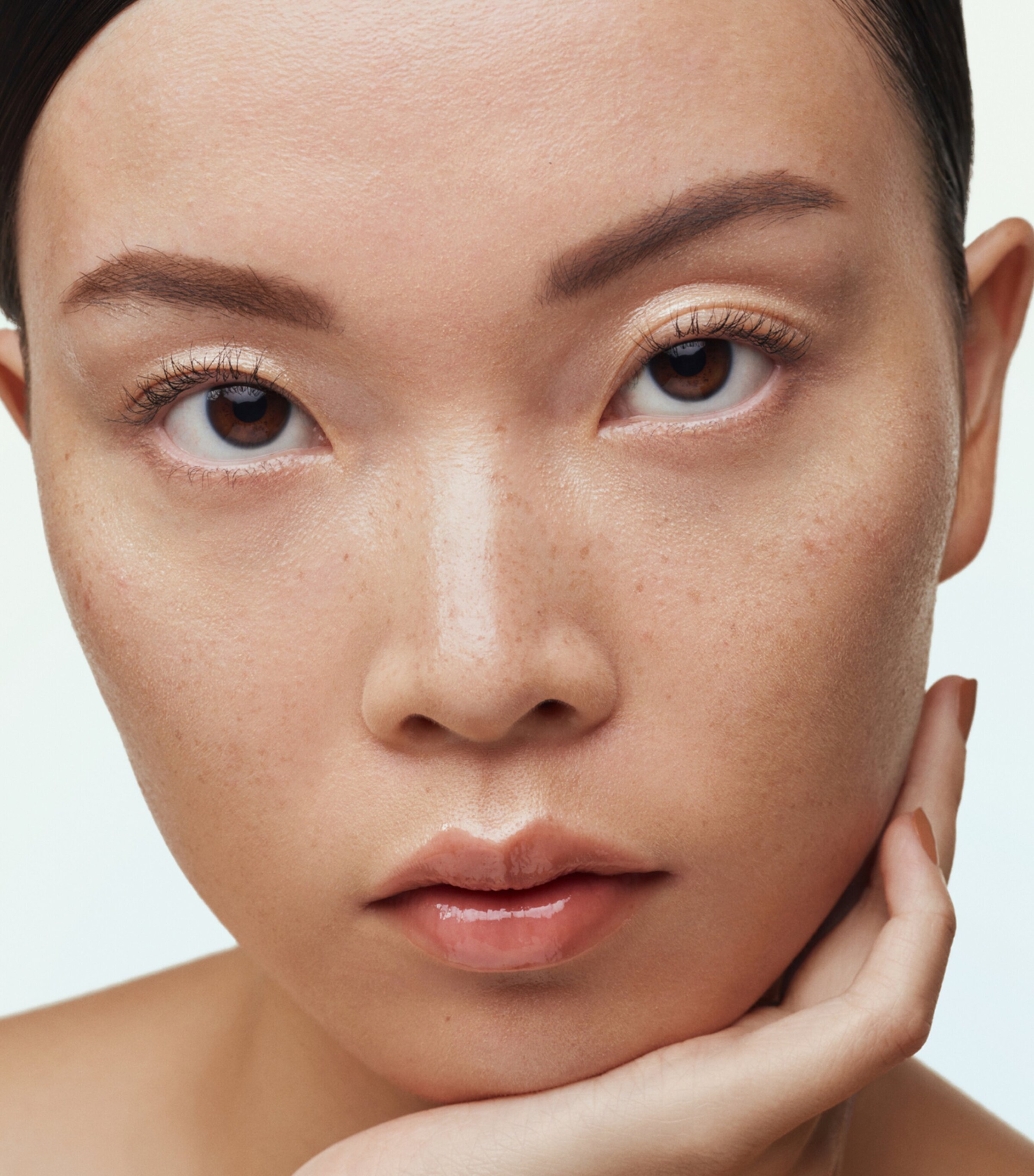 THE SUPER Tinted Hydrator SHADE 3 Image 3