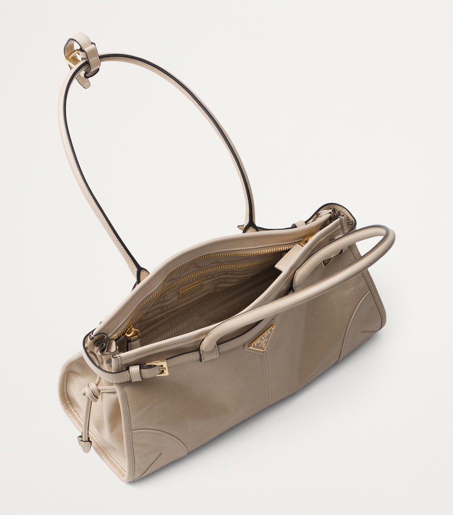 Medium Leather Bonnie Shoulder Bag F03MV Image 5