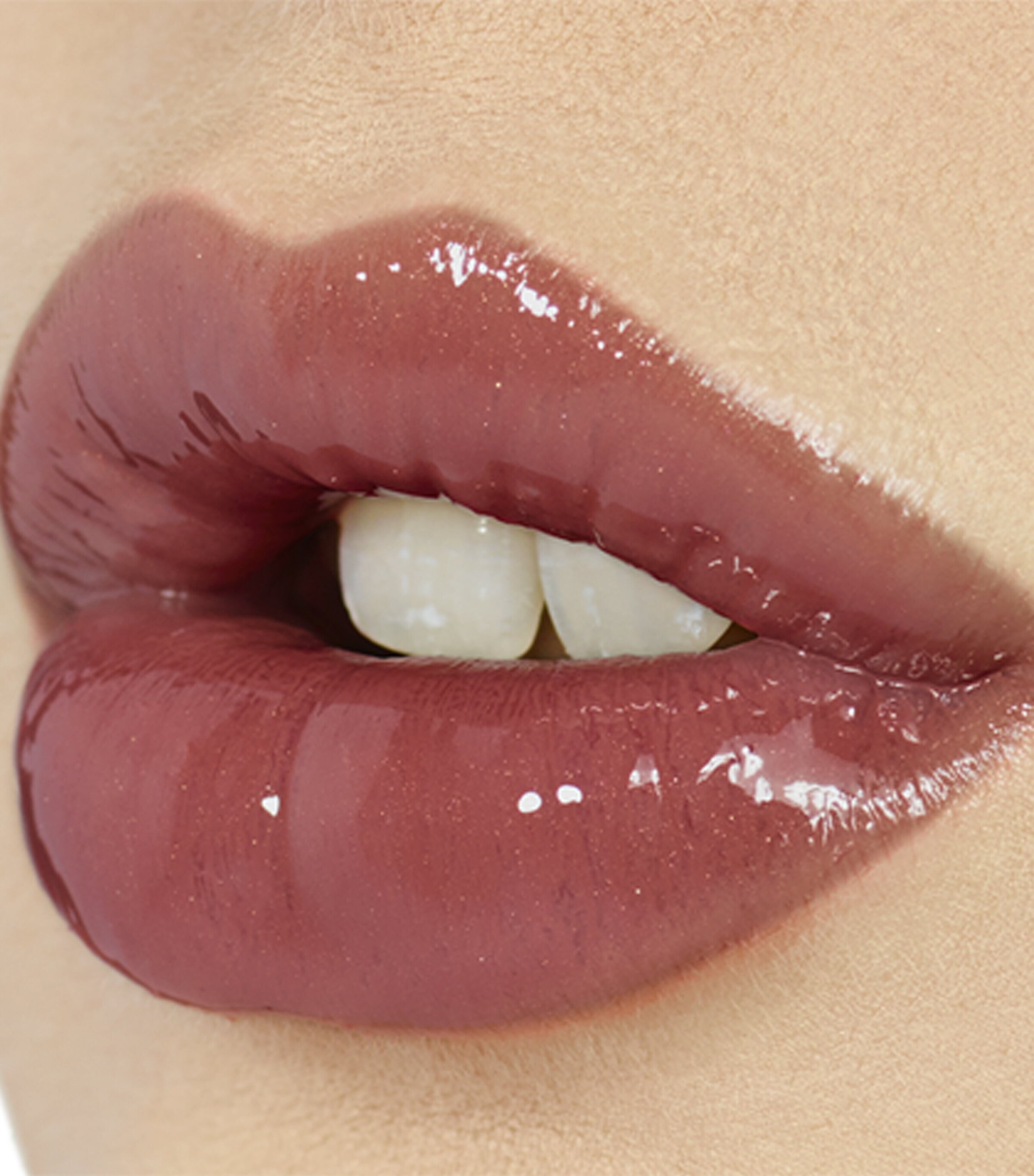 Charlotte Tilbury Lip Love Lip Gloss High Society Image 3
