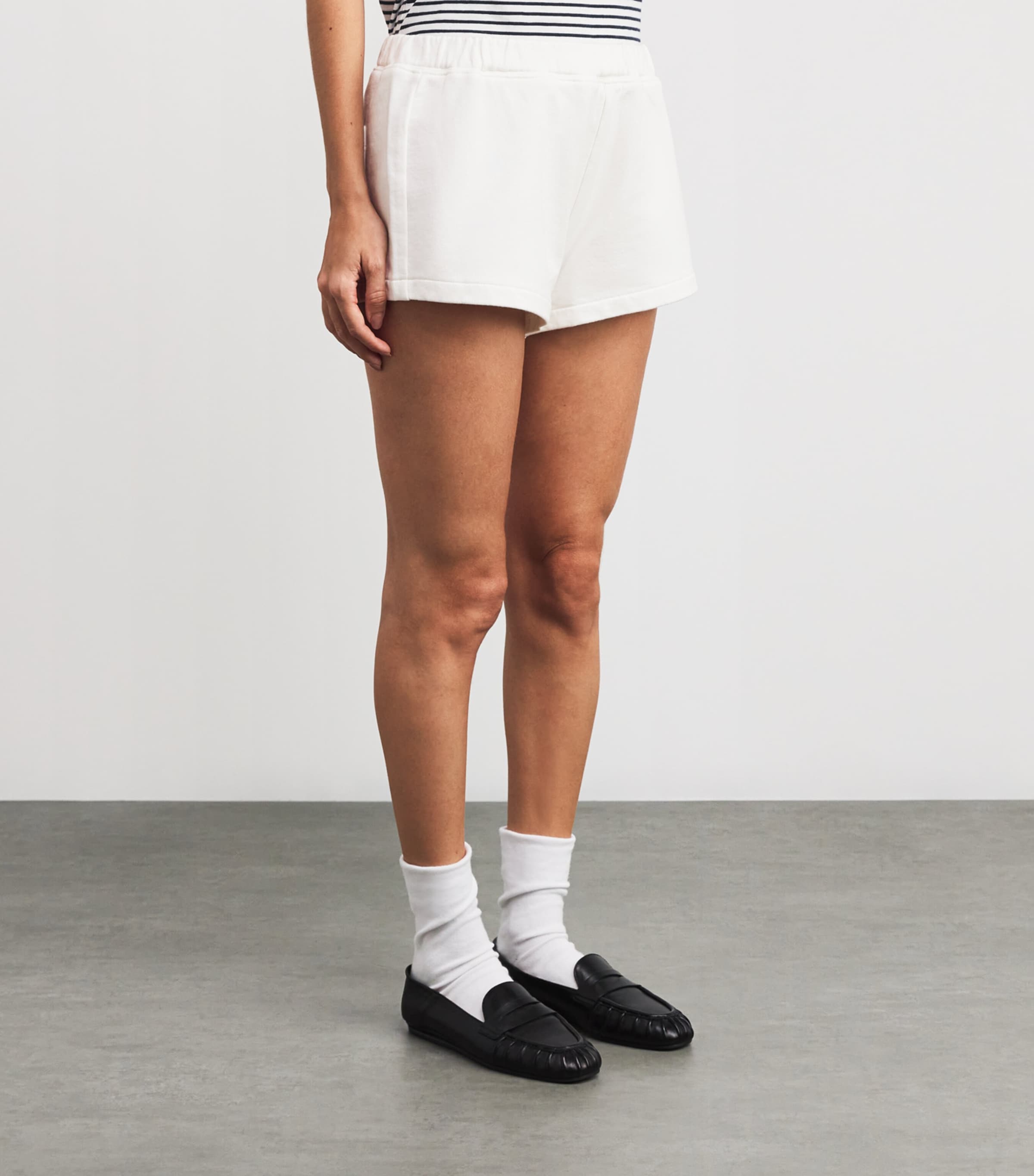 FRAME Womens x Sotheby’s Cotton Embroidered Sweatshorts Cream Image 3
