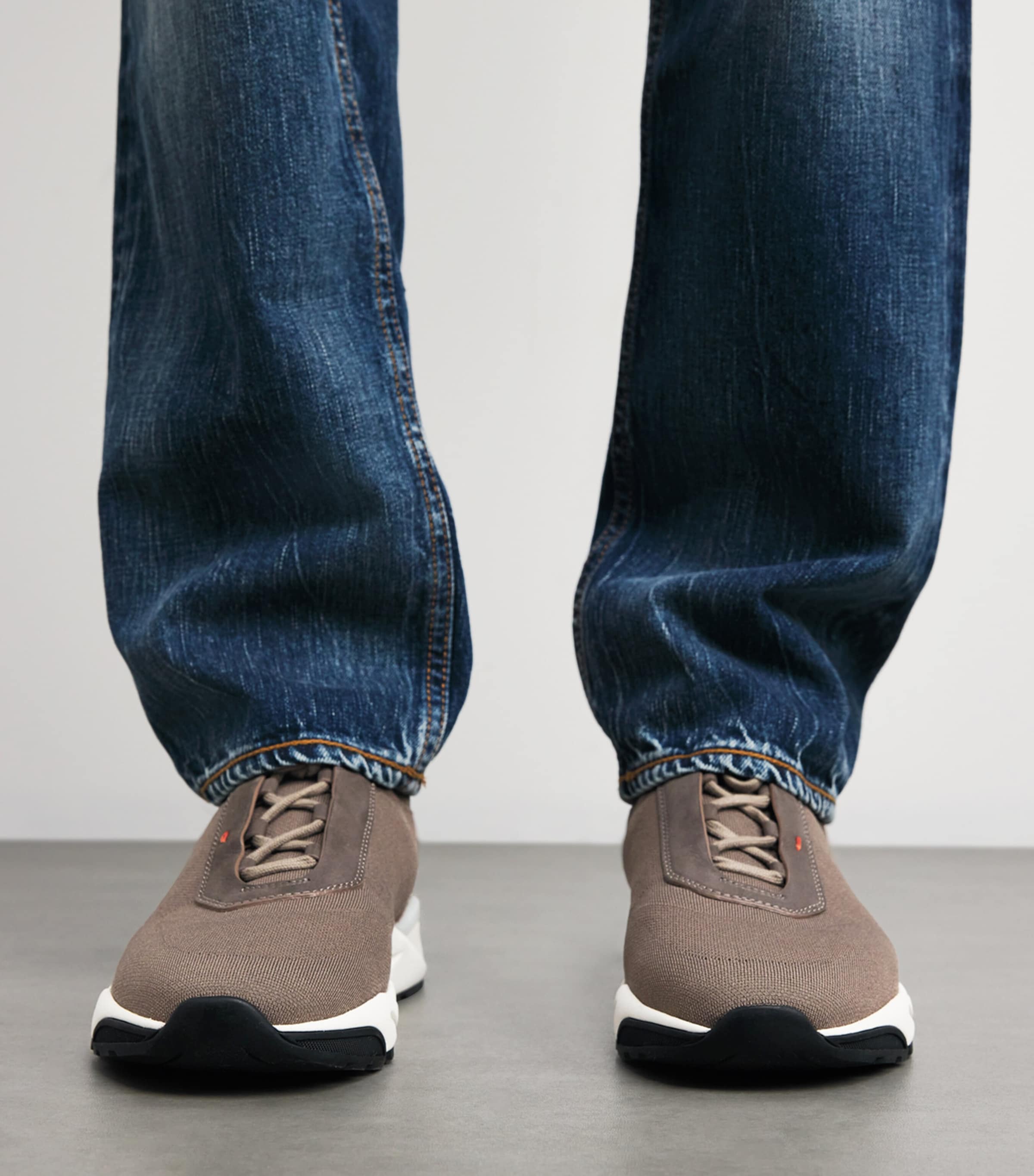 Technical-Knit Runner Sneakers MID BROWN Image 2