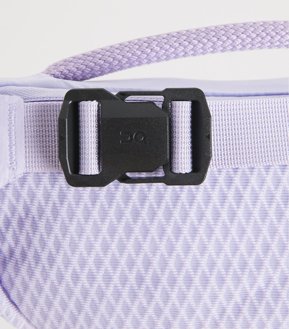 On Womens Waist Pack 2L Lite Belt Bag Thistle Image 6