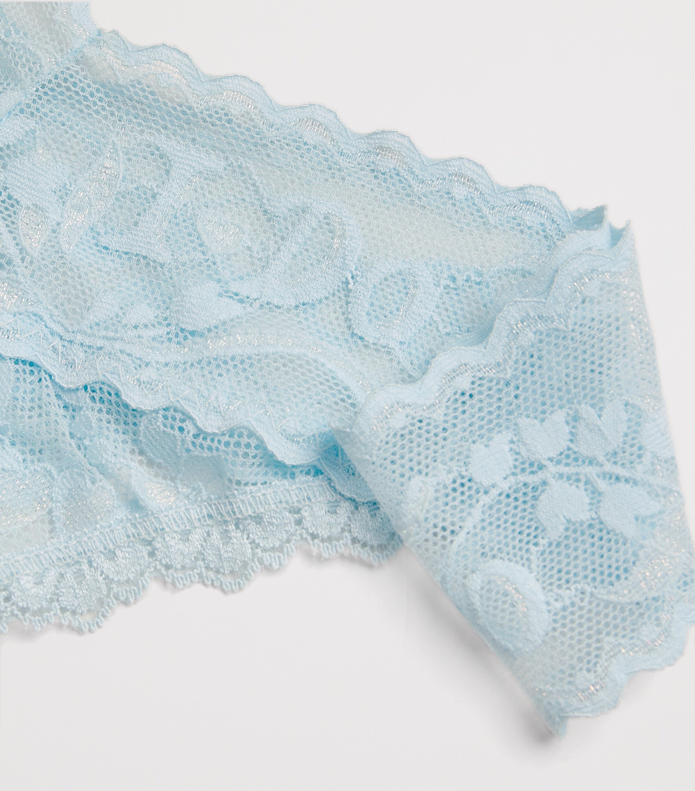Hanky Panky Womens Original Lace I Do Shimmer Thong Powder Blue Image 4