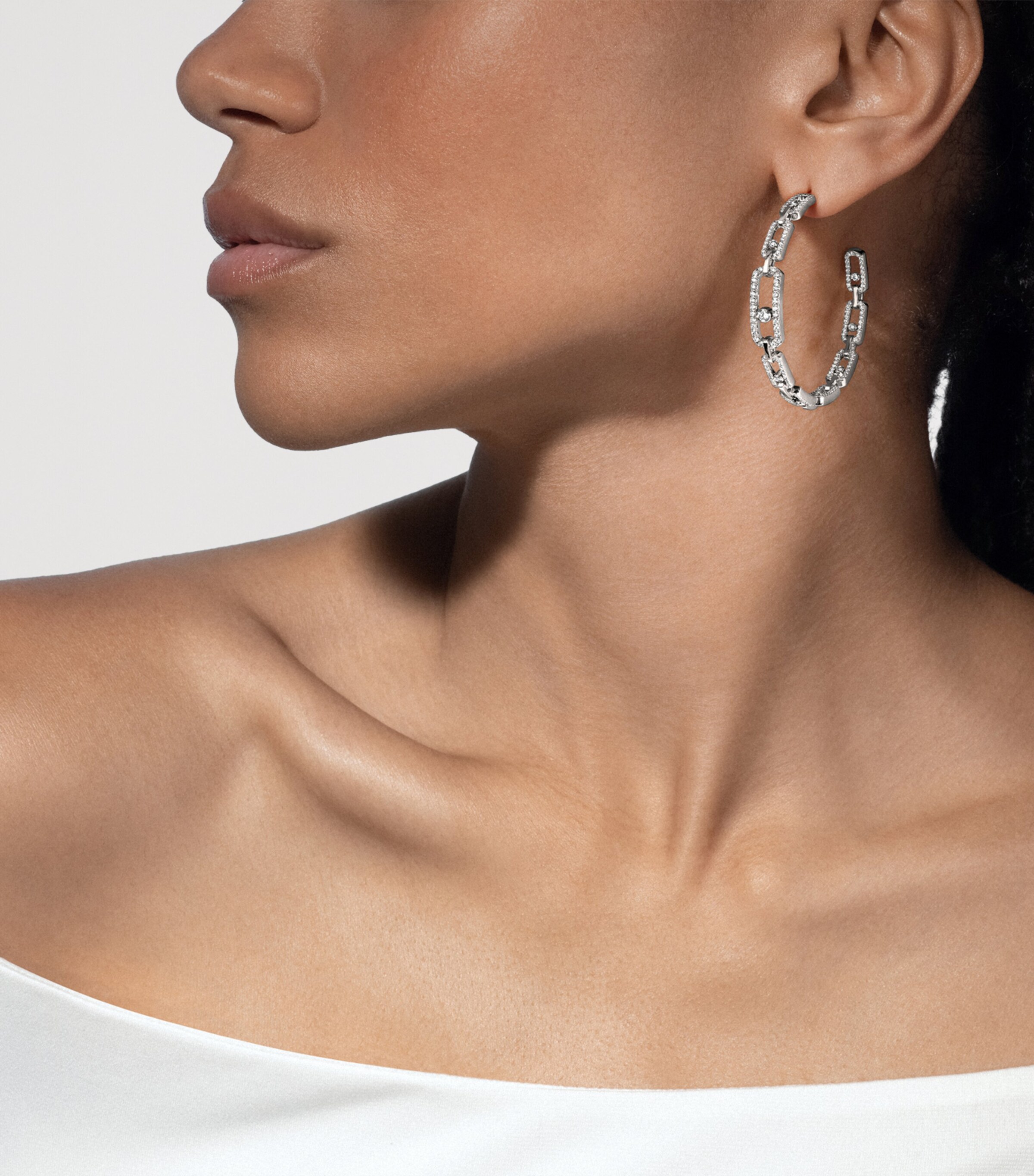 Messika Move Link White Gold and Diamond Hoop Earrings (2.12ct) White Gold Image 2