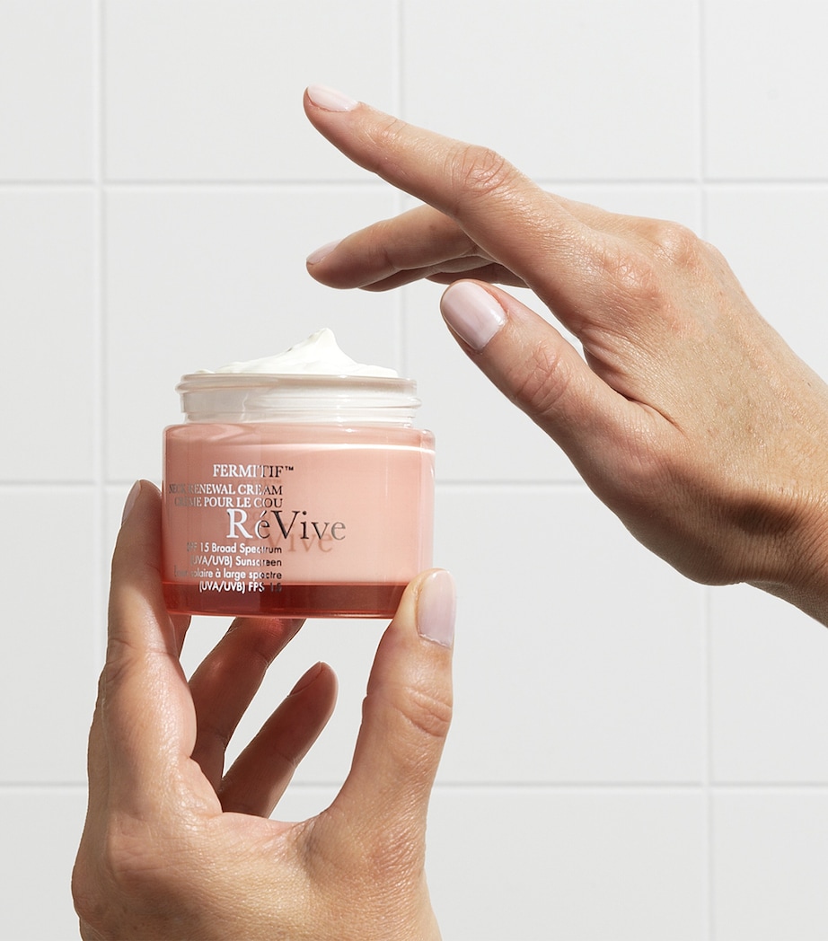 Fermititif Neck Renewal Cream SPF15 NO COLOUR Image 4