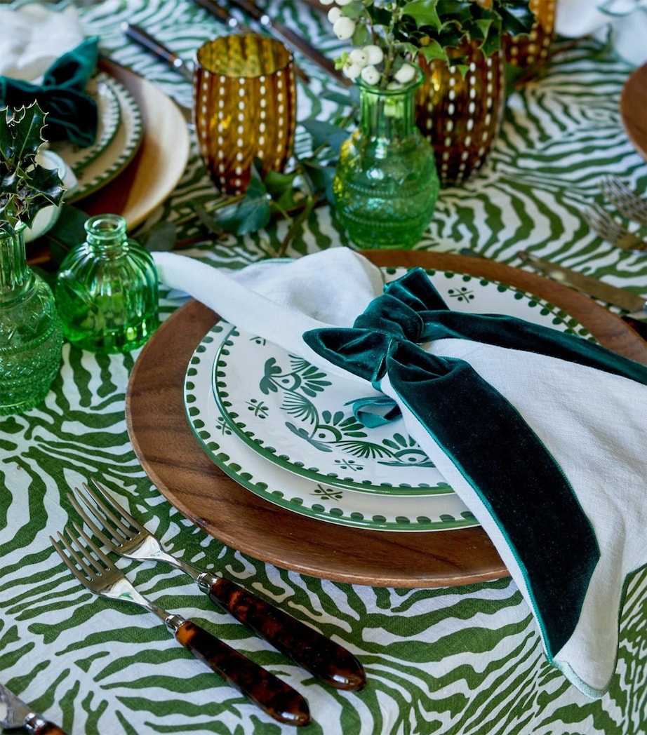 Set of 4 Velvet Bow Napkin Holders GREEN Image 3