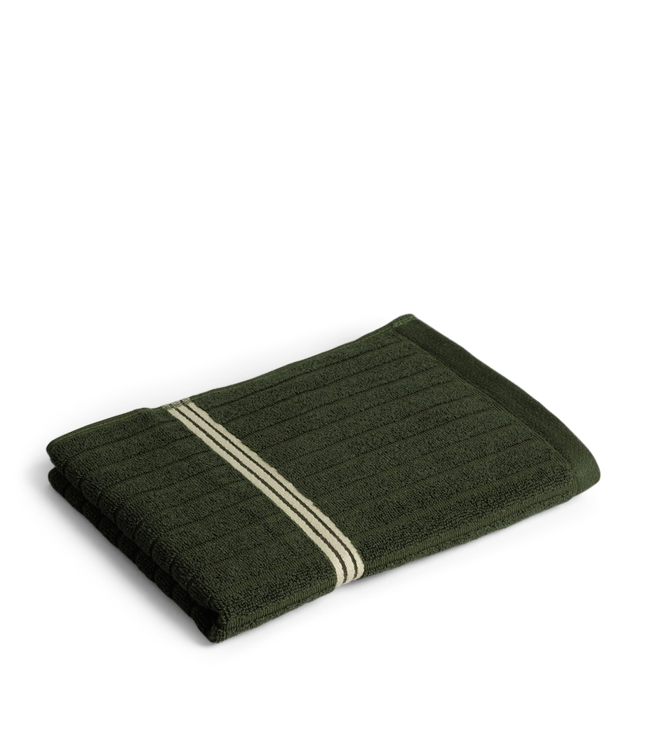 Emerald Hand Towel (38cm x 80cm) MOSS Image 1